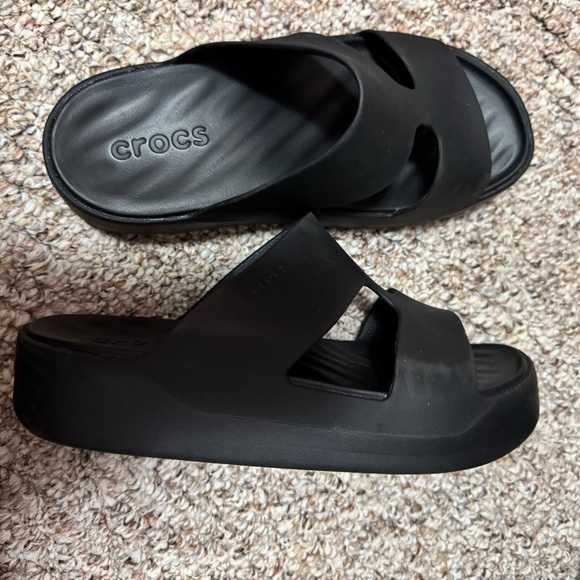 CROCS Women's Black Slide Sandals - Picture 1 of 1